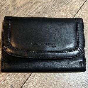 Vintage Kenneth Cole Wallet